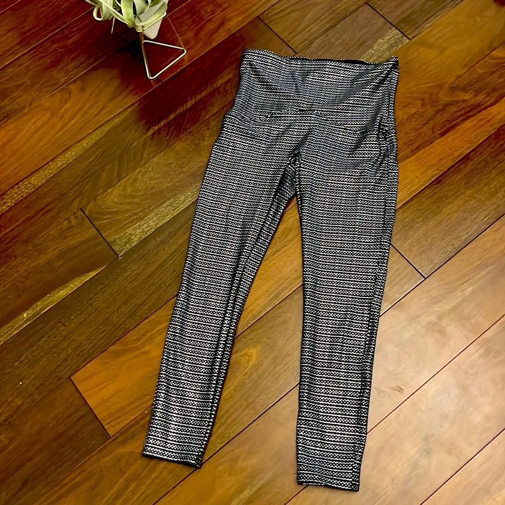 Spanx  leggings size Medium